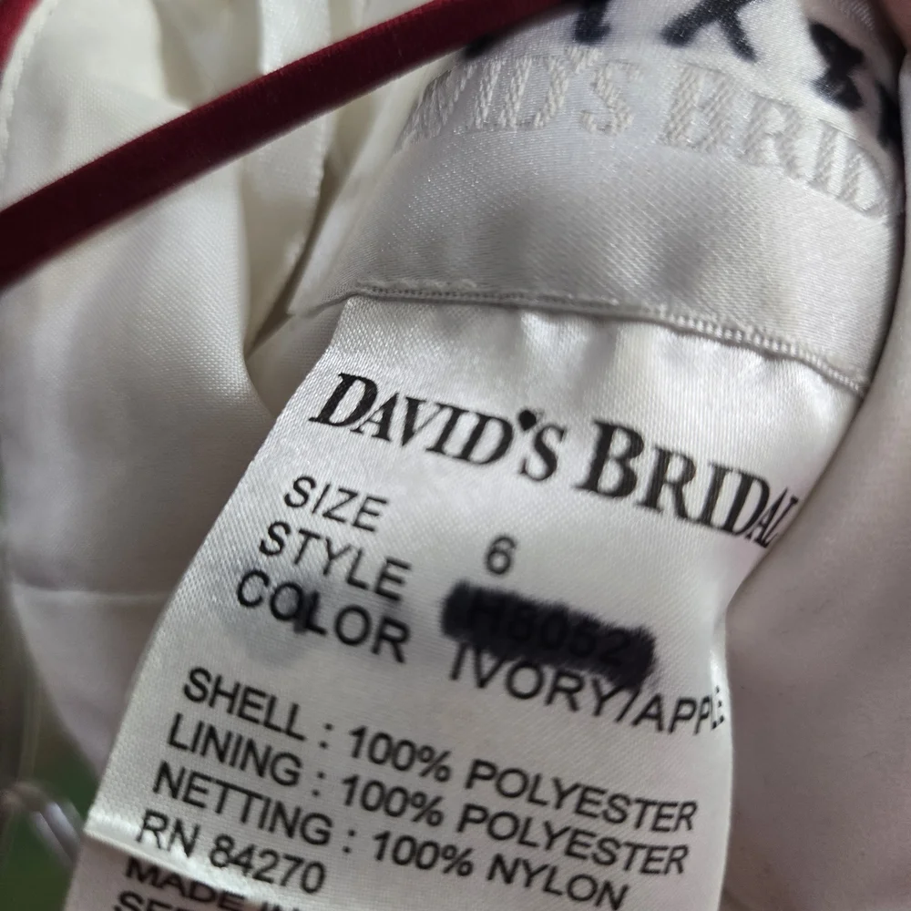 David's Bridal Ivory Red Gown Formal Swarovski Crystal Kids Girls Size 6 EUC - Picture 6 of 7